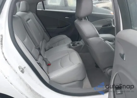 2016 Chevrolet Volt Lt z USA, uszkodzony, nr VIN 1G1RC6S55GU112380